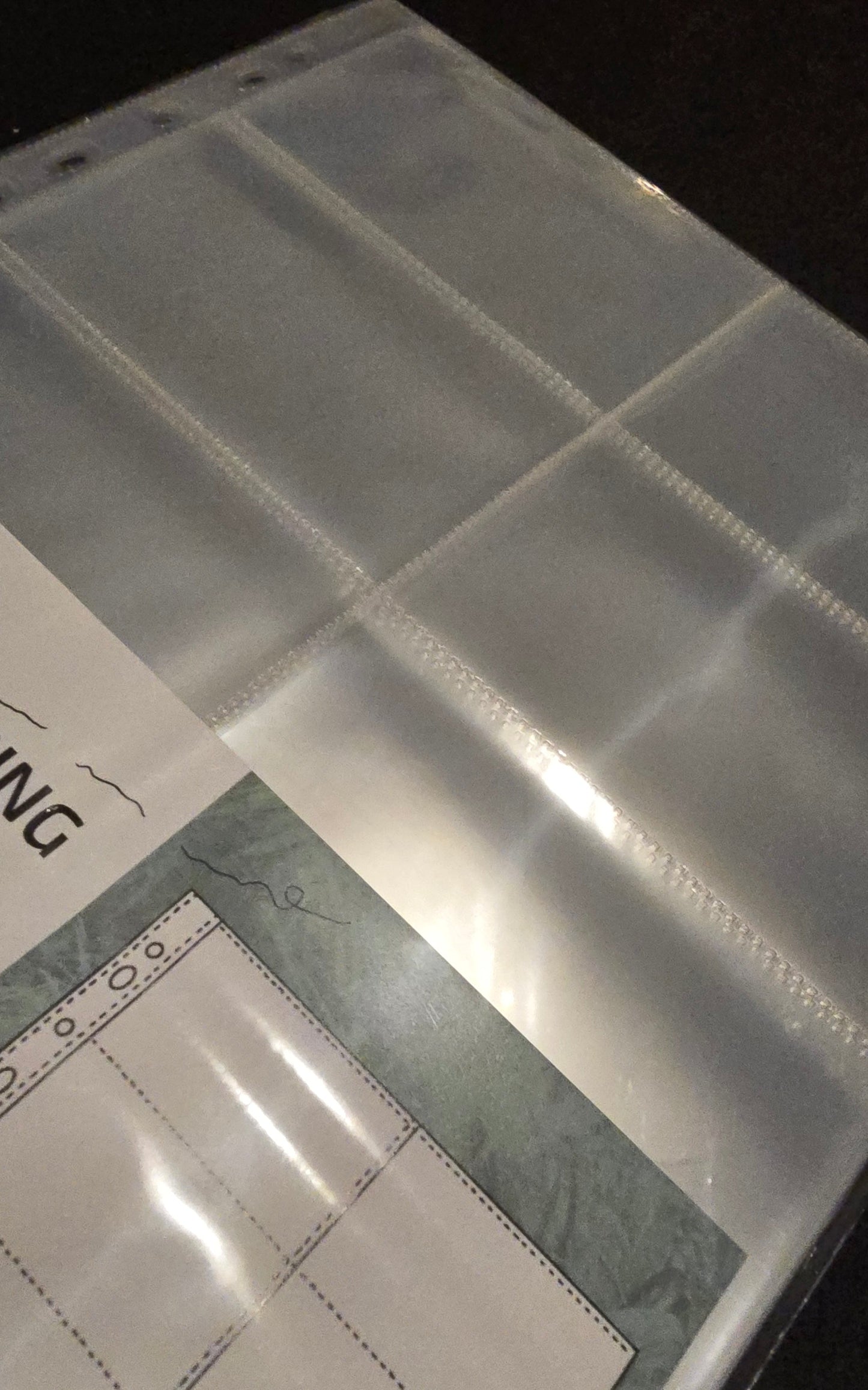 B-graded Oopsie!! Watering Can - A4 Pagine con 10 tasche per raccoglitori